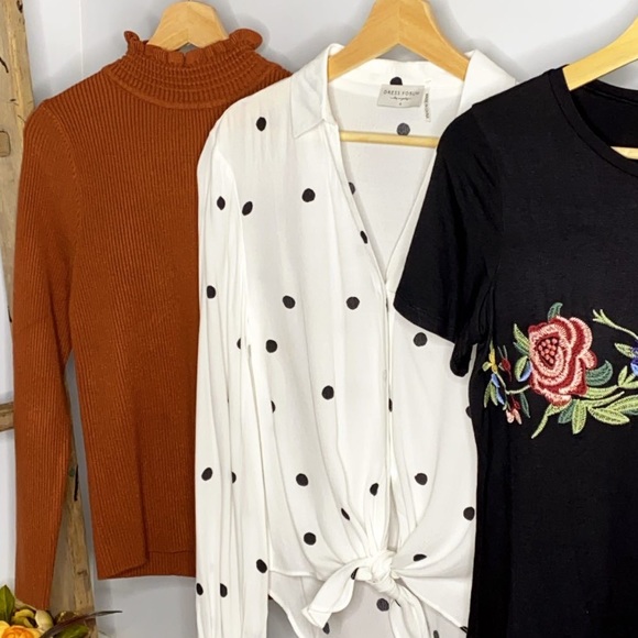 ❤️HP❤️Ruffle Turtleneck Sweater - Picture 6 of 8